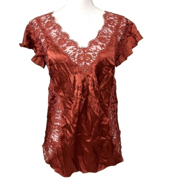 Dolce Gabanna Silk Satin Lace Top Cap Sleeves. - Picture 1 of 8